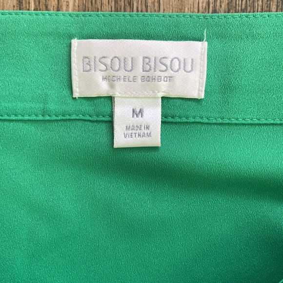 Green blouse - Picture 2 of 2